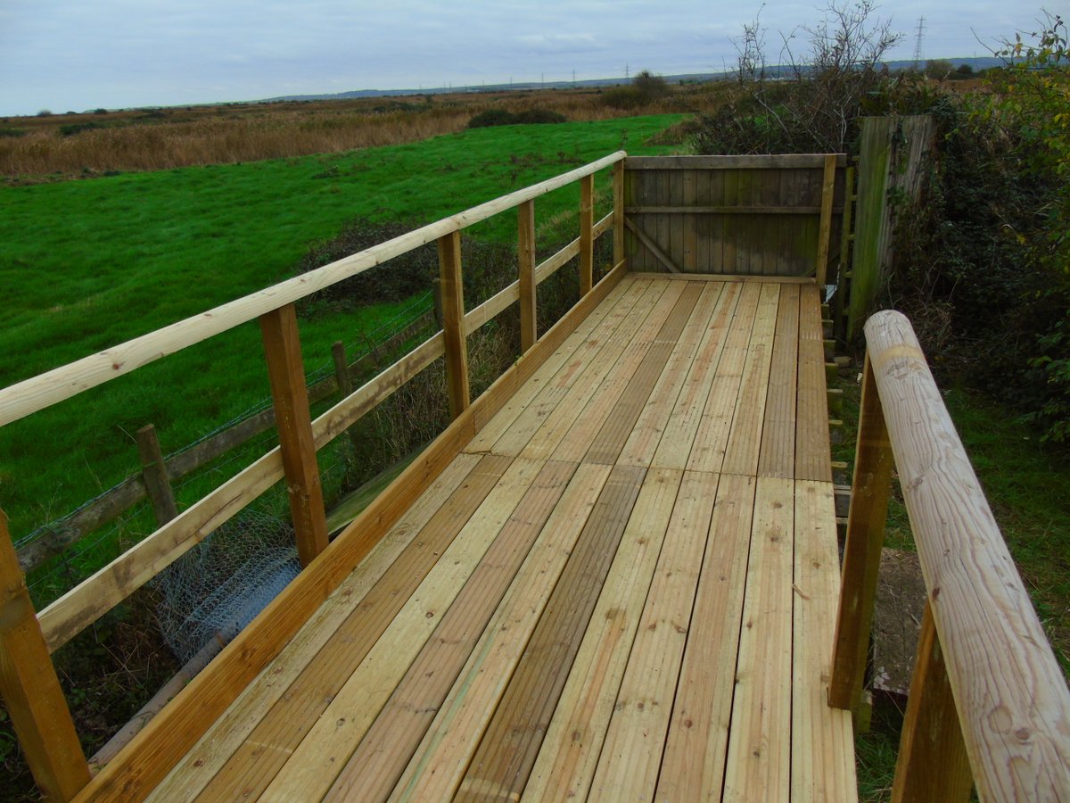 This is the new West platform #MyPatch. 
Not sure if its finished.........hopefully a low bench to keep the birder off of the skyline! <a href="/KentWildlife/">Kent Wildlife Trust</a> #OareMarshes