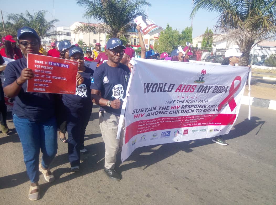CFHInitiative's tweet image. The Centre for Family Health Initiative (CFHI) joined the #WorldAidsDay road walk organized by @IHVNigeria, FCTA &amp;amp; @CDCgov. Together, we raise awareness, fight stigma, &amp;amp; promote prevention, testing, and treatment. Let's #TakeTheRightPath toward ending HIV/AIDS! #RoadWalk