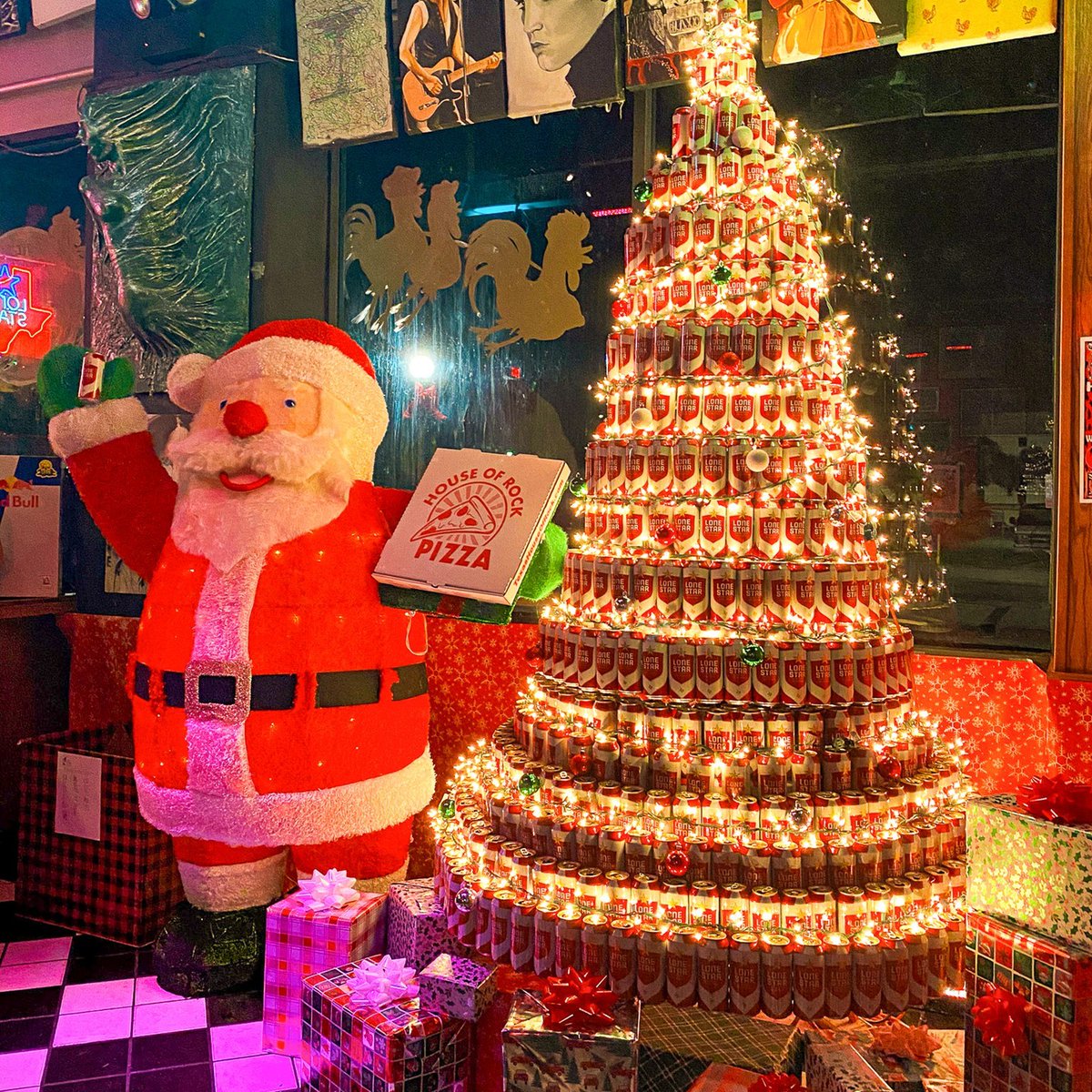 Coast through downtown's Merry Dash and explore local businesses serving up holiday cheer! Unlock prizes with this free mobile trail — no downloads required ✨🎄

⭐️ Dashers have until 12/31 to complete their dash! 
🔗 Learn more and download the pass: bit.ly/4ifFvvD