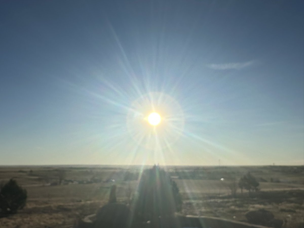EQuinones6310's tweet photo. Good morning from Colorado, where the sun is shining bright and the views stretch for miles! 🌞🌄
Where are you saying good morning from? Let's see those sunrise or morning views from your part of the world! Share your location and a pic if you've got one.
#GoodMorningFrom #ColoradoSunrise