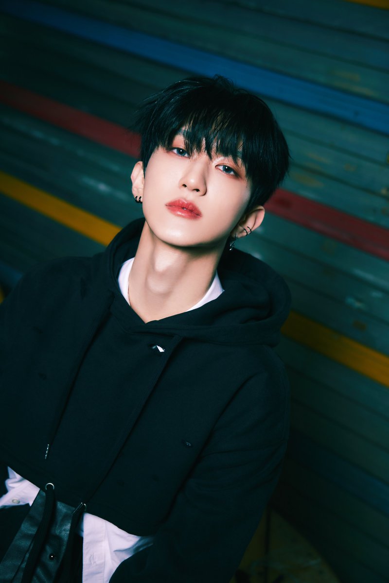 YOUNITE_offcl's tweet photo. YOUNITE 1ST SINGLE ALBUM ‘Y’
OFFICIAL PHOTO #2
경문 (KYUNGMUN), 시온 (SION)

𝟮𝟬𝟮𝟰.𝟭𝟮.𝟭𝟭 𝟲𝙋𝙈 (𝙆𝙎𝙏) 𝙍𝙀𝙇𝙀𝘼𝙎𝙀

#YOUNITE #유나이트
#경문 #KYUNGMUN
#시온 #SION
#YOUNITE_Y https://t.co/gDFfnoCStz