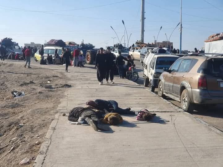 aminahekmet's tweet photo. ¿Es esto lo que merecemos?
Cuatro noches sin nada.
Agotados.
En las calles.
Mi pueblo sufre.
Mi gente muere de frío.
#Rojava
Mi herida💔 https://t.co/jwEKX0YMgQ