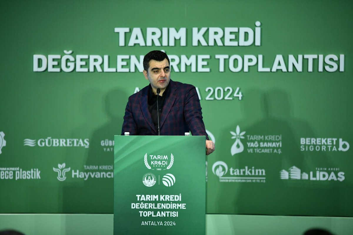 tarimkredi's tweet photo. Tarım Kredi Grubu tarafından düzenlenen Yıl Sonu Değerlendirme Toplantısı, Türkiye Tarım Kredi Kooperatifleri Genel Müdürü Hüseyin Aydın başkanlığında Merkez Birliği ve şirket idarecileri ile birim kooperatiflerin yetkililerinin katılımıyla Antalya’da düzenlendi. https://t.co/XPq26UFbhN
