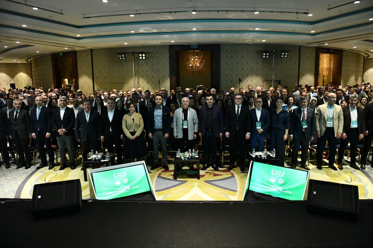 tarimkredi's tweet photo. Tarım Kredi Grubu tarafından düzenlenen Yıl Sonu Değerlendirme Toplantısı, Türkiye Tarım Kredi Kooperatifleri Genel Müdürü Hüseyin Aydın başkanlığında Merkez Birliği ve şirket idarecileri ile birim kooperatiflerin yetkililerinin katılımıyla Antalya’da düzenlendi. https://t.co/XPq26UFbhN