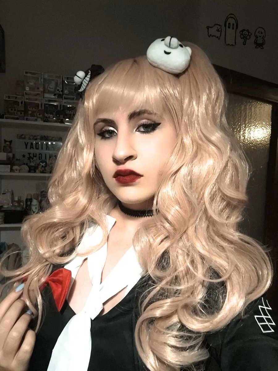 lorani_cos's tweet image. Junko enoshima from Danganropa cosplay :33 had so much funnnn #Danganropa #junkoenoshima #cosplay #fun #mikan #game #anime