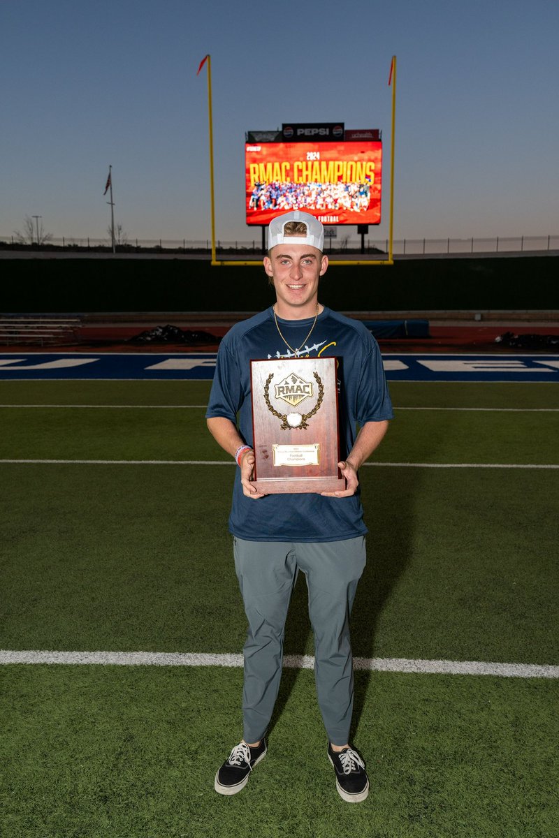 Evan Lyons tweet media