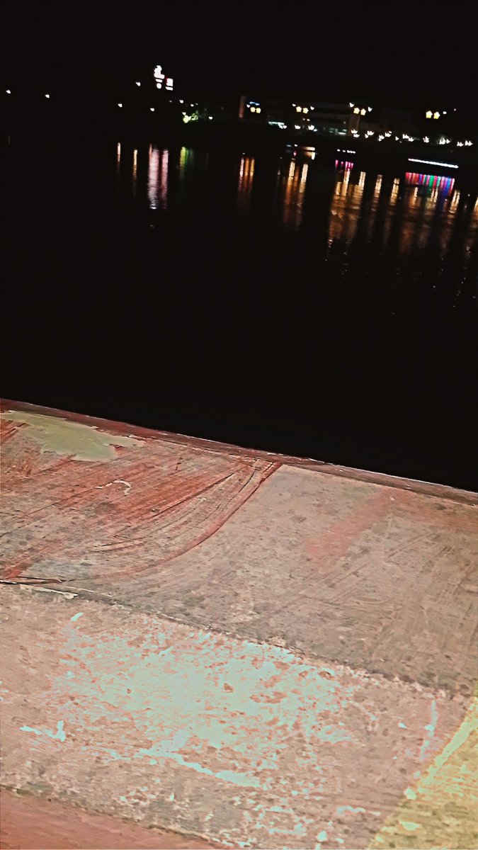 thnder_28's tweet photo. Naka Tambay gid MN di liwat ba @EsplanadeIloilo
#IloiloCity https://t.co/KySHlC18Ne