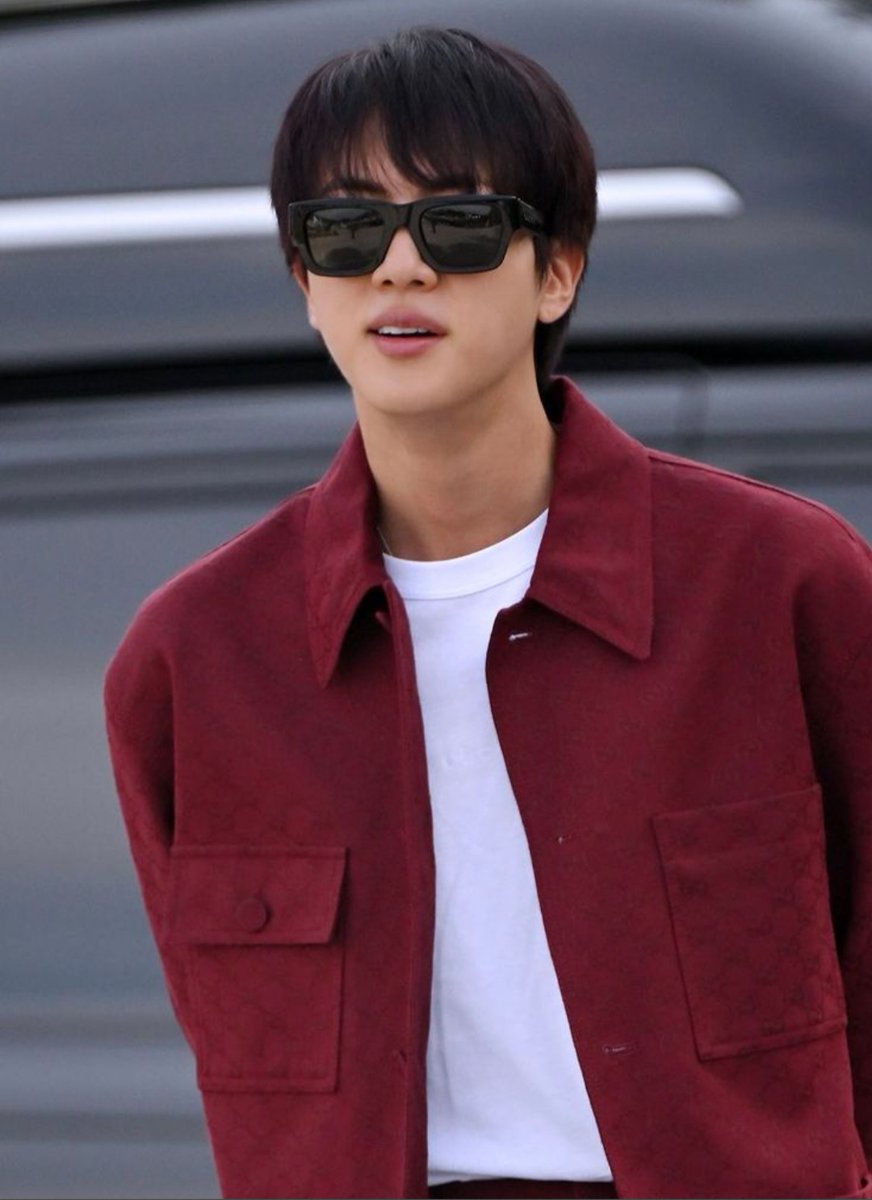 ArmyElifbts's tweet photo. #OurHappinessJinDay
#SuperstarJinDay
#WorldwideHandsomeJin 
#YouAreLovedJin
#RunningWildWithJin
#IIIBe ThereForJin
#YoureOurSoulJin
#AnotherLevelWithJin  
#OurRayOfLightJin
#3YearsWithSuperTuna
#HappyJinDay
#HappyBirthdayJin
#JinDay https://t.co/D1HAkFJJV8