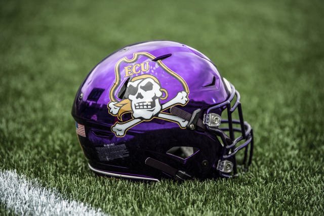 First Choice Recruiting (@fcrecruits) on Twitter photo We Are Discussing Recruiting!!!! 🏭📈
If You Are In C/o 25 (Transfers) only. 26, 27 or 28 (HS) & Interested In Being Recruited By East Carolina University ( <a href="/ECUPiratesFB/">ECU Football</a> ) Please comment film & DM transcripts.. We Are Sending Over Playmakers For Evaluation. #FCR #GoPirates We Are Discussing Recruiting!!!! 🏭📈
If You Are In C/o 25 (Transfers) only. 26, 27 or 28 (HS) & Interested In Being Recruited By East Carolina University ( <a href="/ECUPiratesFB/">ECU Football</a> ) Please comment film & DM transcripts.. We Are Sending Over Playmakers For Evaluation. #FCR #GoPirates