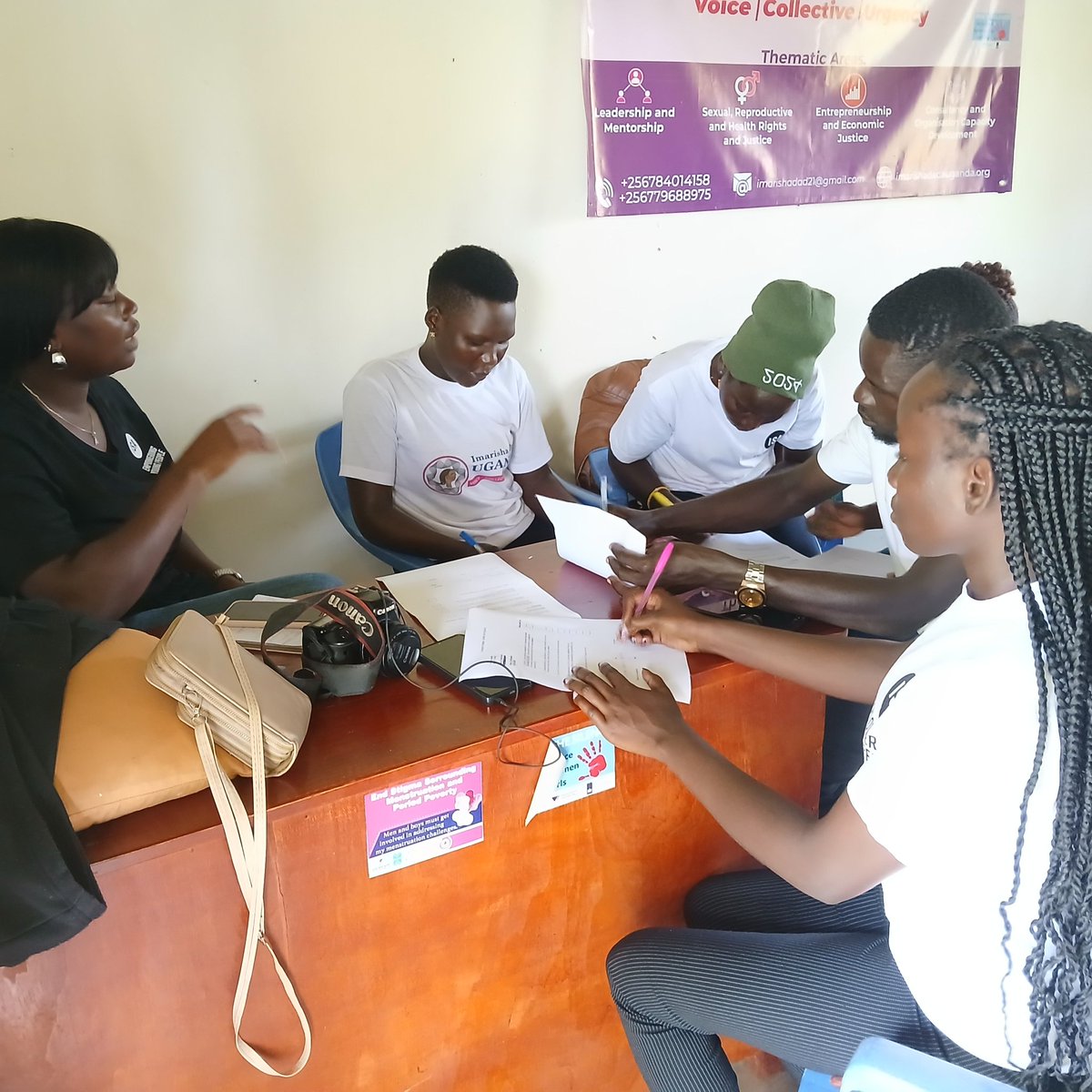 ImarishaDadaa's tweet image. Today, had a mentorship visit by @ISA_Youth - EastAfrica to check on the young people, youth mentors and coaches the progress made since the partnership with @ISA_Youth. It created a space for reflection, goal setting &amp;amp; re-strayegizng.
@PrincessAuma
@GAsibazuyo
#WeGotGame