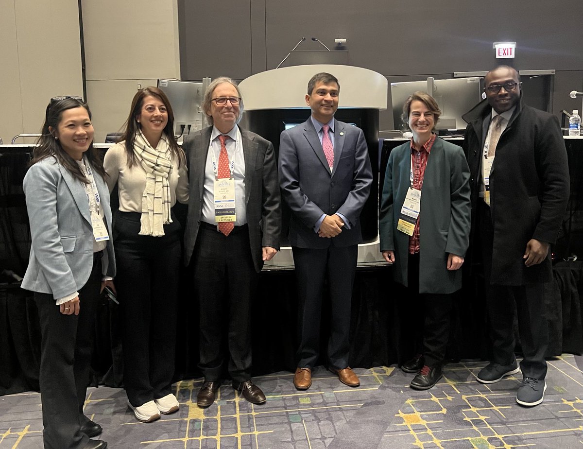 Fantastic masterclass on brain tumor imaging ⁦<a href="/RSNA/">RSNA</a>⁩. Honored to meet Dr. Stupp (of the Stupp protocol) #neurooncology #celebrity