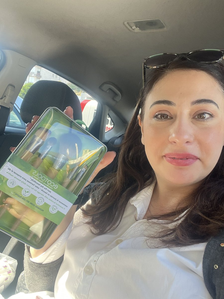 arnous_rol60136's tweet image. #ecotools  took a smart choice towards sustainablebeauty today. Beyond products, green is a healthy lifestyle .