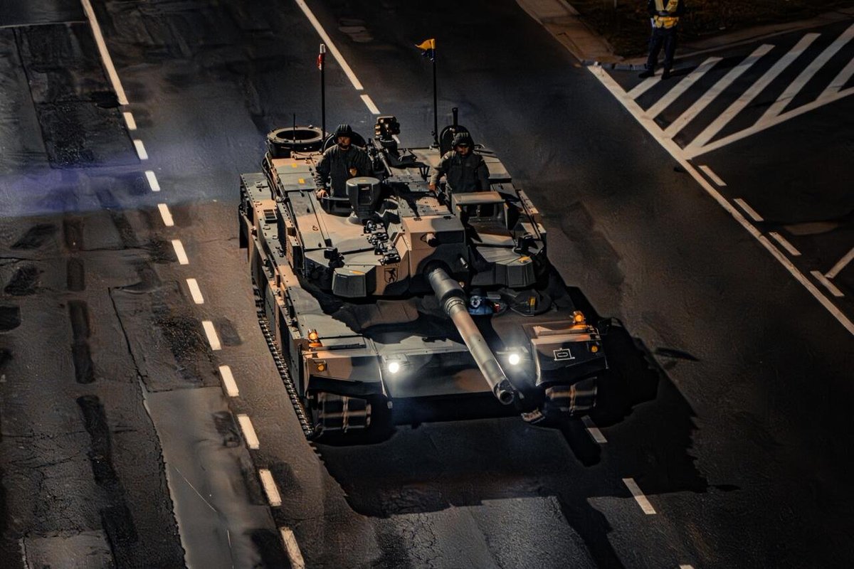 [BREAKING] SK PRESIDENT DECLARES MARTIAL LAW