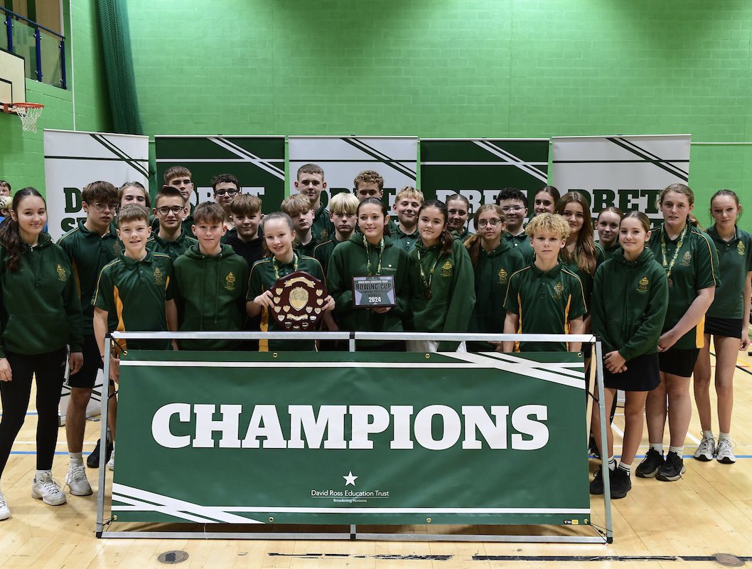 DRETsport's tweet image. Congratulations to the DRET Rowing Cup 2024 Champions @HUMsport 🏆  and to the Progress Shield winners @SGS_PE ⭐️