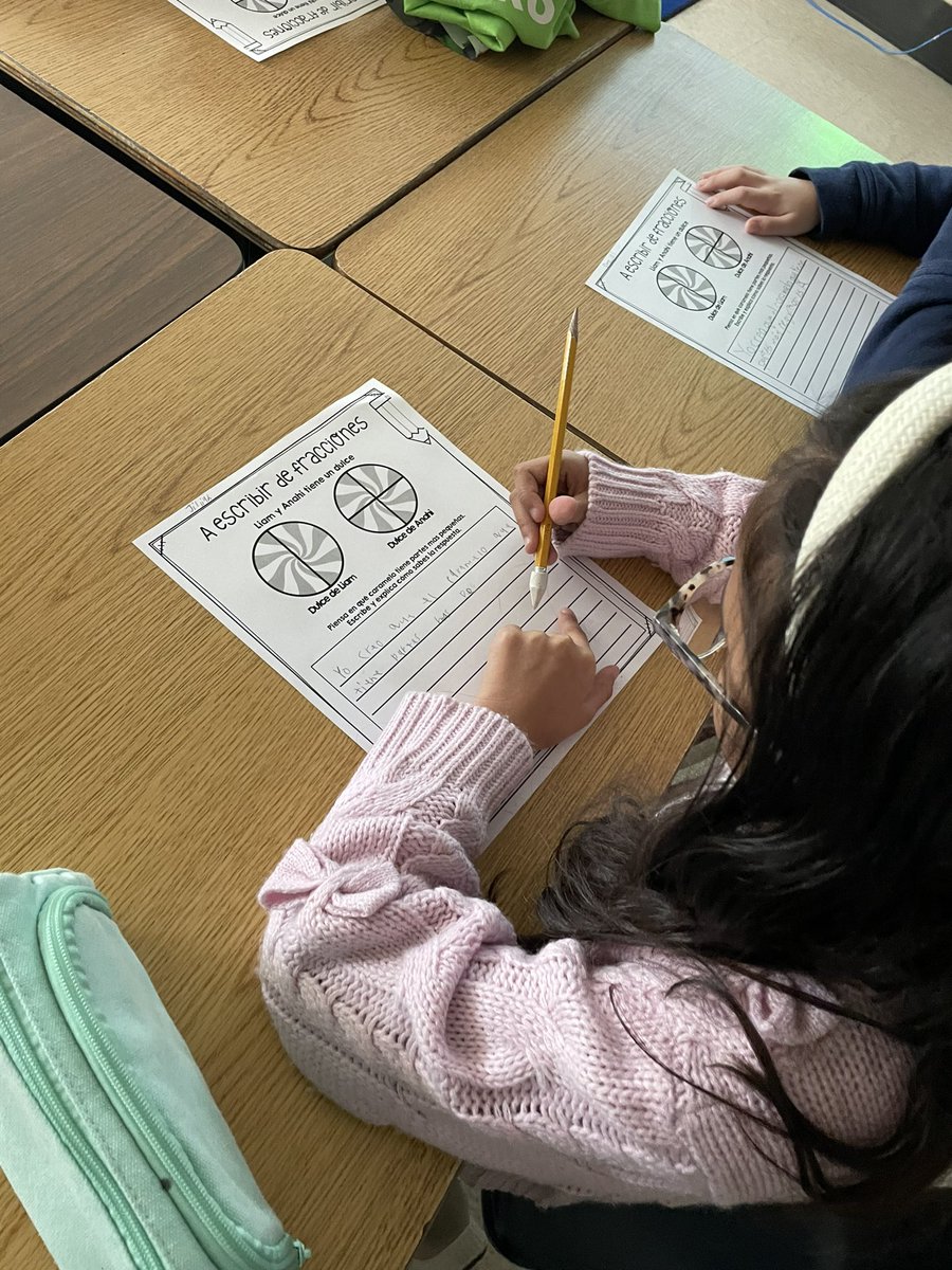 MrsReyna32's tweet photo. We are writing about fractions! My students are using their writing skills to explain fractions. ☺️
They turned and talked prior to answering the prompt, this was an excellent way to guide their pre-writing process. 
@WilliamsES_PISD @PISDESMath #PISDMathChat #PISDetl https://t.co/UUSbS5EeGz