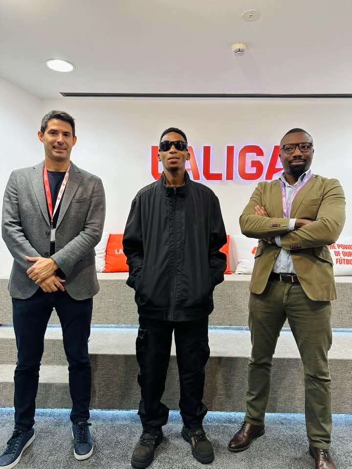 Bad Nova tweet media