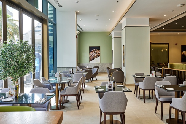 We are proud to announce the opening of Bateel’s largest Café and Boutique location in the GCC, located in the prestigious King Abdullah Financial District in Riyadh, Saudi Arabia #Bateel #CafeBateel #DiscoverTheDifference #TasteTheDifference