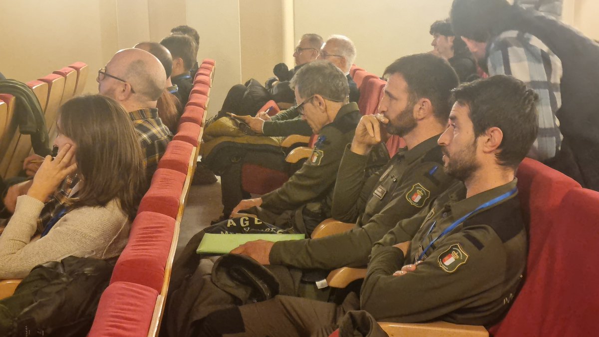 Desarrollo Sostenible CLM (@dsostenibleclm) on Twitter photo ✅ MEDIO AMBIENTE
➡️ <a href="/DSostenibleCLM/">Desarrollo Sostenible CLM</a> celebra en #Toledo la Jornada "Prevención de daños de conejo de monte a la agricultura" con la inauguración del viceconsejero <a href="/PepeAlmodovar/">Pepe Almodóvar</a>
➡️Esta jornada pretende ser un foro de trabajo y análisis con los implicados para aportar soluciones ✅ MEDIO AMBIENTE
➡️ <a href="/DSostenibleCLM/">Desarrollo Sostenible CLM</a> celebra en #Toledo la Jornada "Prevención de daños de conejo de monte a la agricultura" con la inauguración del viceconsejero <a href="/PepeAlmodovar/">Pepe Almodóvar</a>
➡️Esta jornada pretende ser un foro de trabajo y análisis con los implicados para aportar soluciones