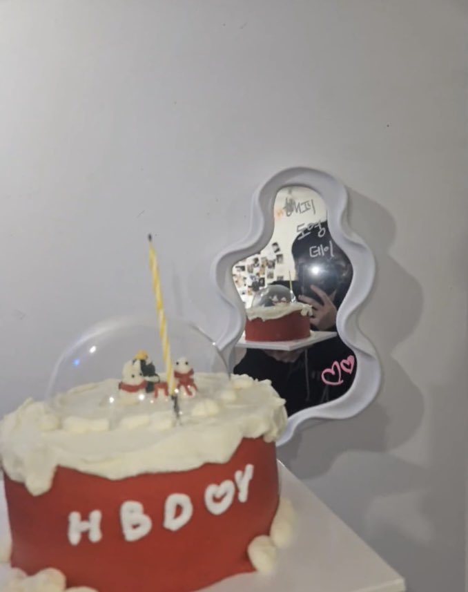 Ahnnayaaa's tweet image. GIVEAWAY for TEUME SPECIAL DOYOUNG BIRTHDAY! - TRUZ SOM SNACK KEYRING🐰❤️

Rules:
- RT like tweet ini  &amp;amp; tweet di bawah
- Drop HT Doyoung
- Drop foto doi yg wallpaperable🥰

end soon✨