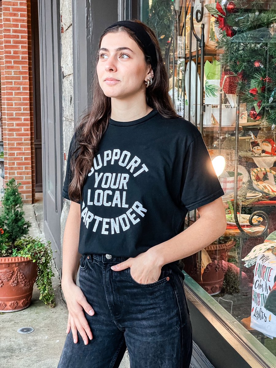 Day 3 of the 12 Days of Christmas giveaway! Head over to our IG to enter to win a $25 gift card each day: instagram.com/retrobrand/