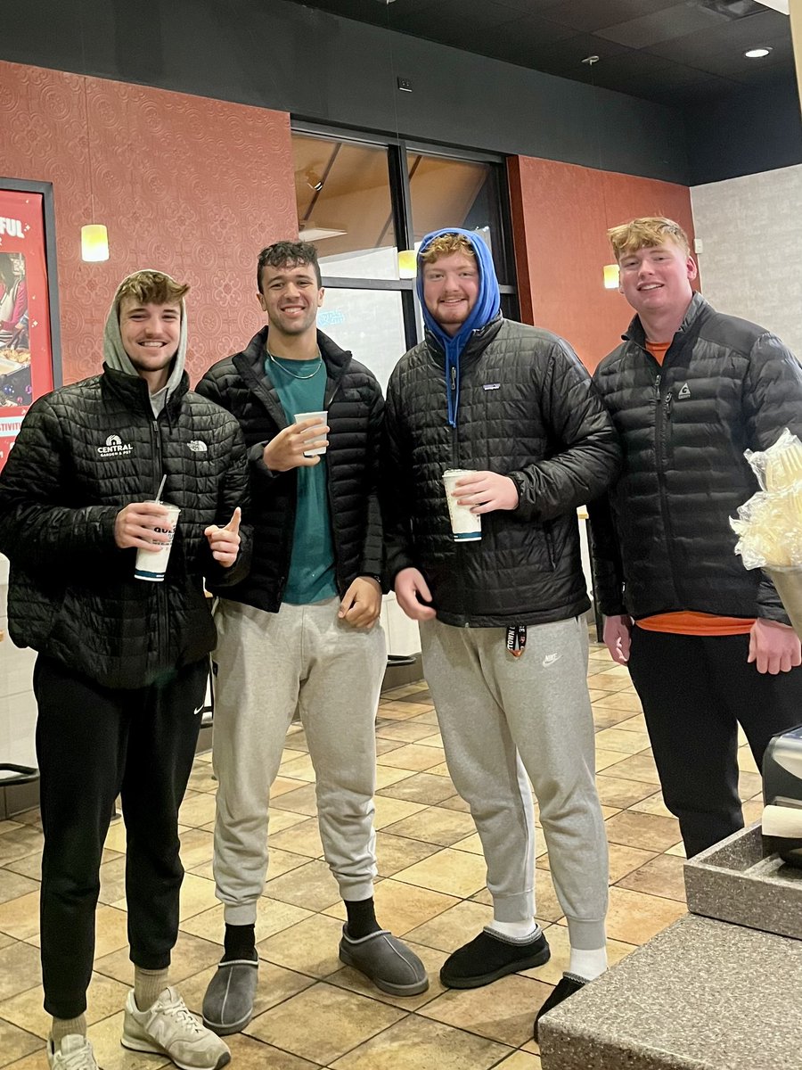 Kolter Smith (@koltersmithky) on Twitter photo Special thanks to <a href="/qdoba/">QDOBA</a> for always taking good care of us! <a href="/Gtown_Football/">Georgetown College Football</a> @BenReeves53
<a href="/WyattBurnett11/">Wyatt Burnett</a>
<a href="/mneff74/">Mason Neff</a> Special thanks to <a href="/qdoba/">QDOBA</a> for always taking good care of us! <a href="/Gtown_Football/">Georgetown College Football</a> @BenReeves53
<a href="/WyattBurnett11/">Wyatt Burnett</a>
<a href="/mneff74/">Mason Neff</a>