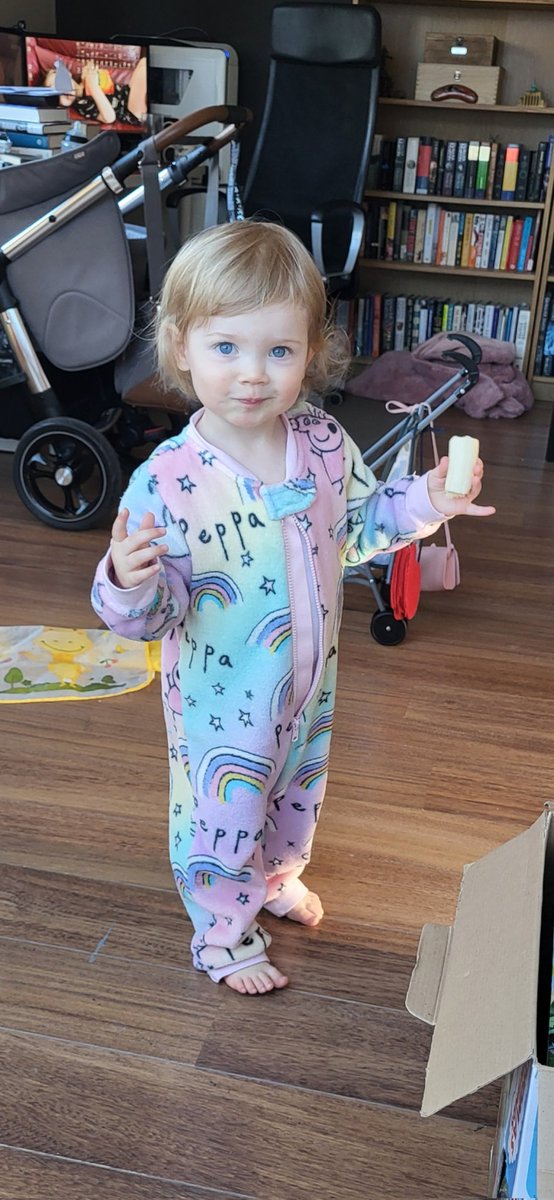 Dr Emily Cooper tweet media