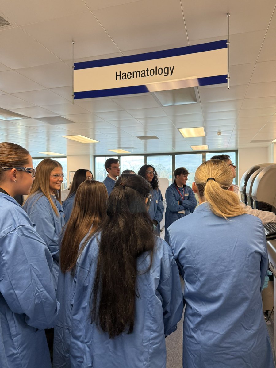 SASB_SCIENCE's tweet image. Higher human pupils were treated
to a visit to a working lab today. Thanks to Jill and Nicola #iqvia #stem
