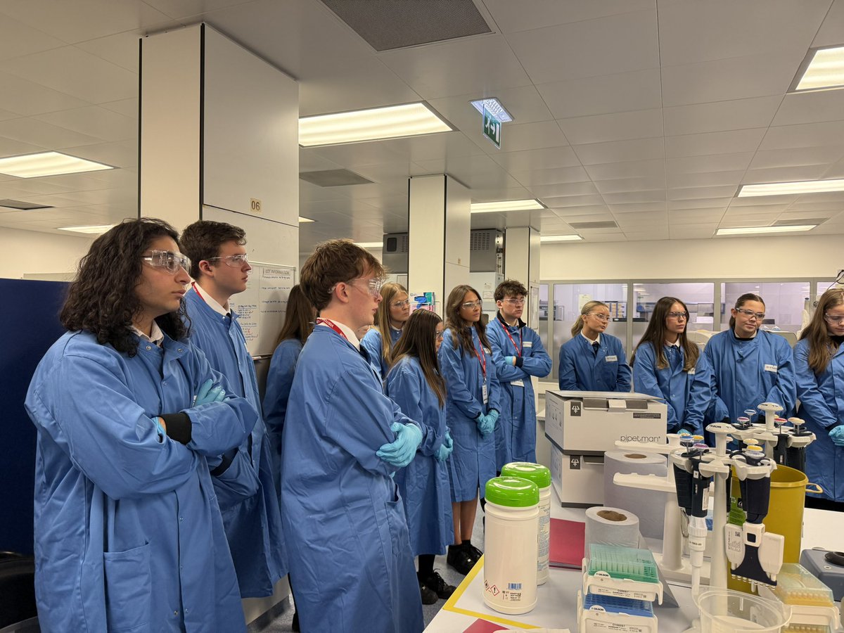 SASB_SCIENCE's tweet image. Higher human pupils were treated
to a visit to a working lab today. Thanks to Jill and Nicola #iqvia #stem