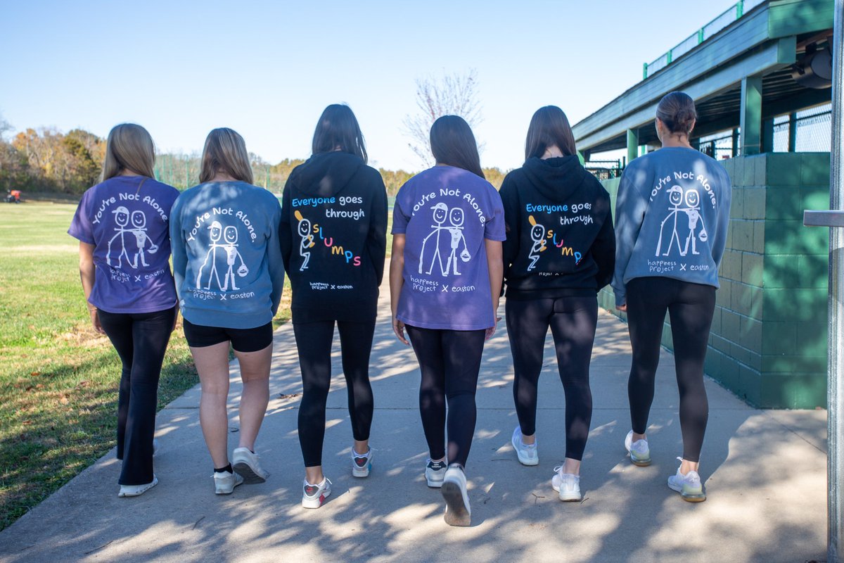 A few of our girls had the opportunity to model for Easton’s Happiness Project 💙
<a href="/EastonFastpitch/">Easton Fastpitch</a> <a href="/HowellSoftball/">Francis Howell Vikings Softball</a> <a href="/FHVikings/">Howell Vikings</a>