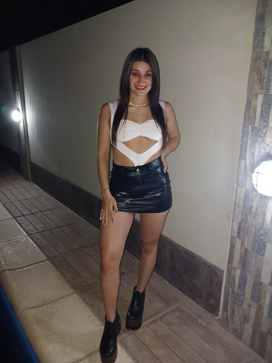 Hacía mucho no subía unas picks por acá 🌙🖤
