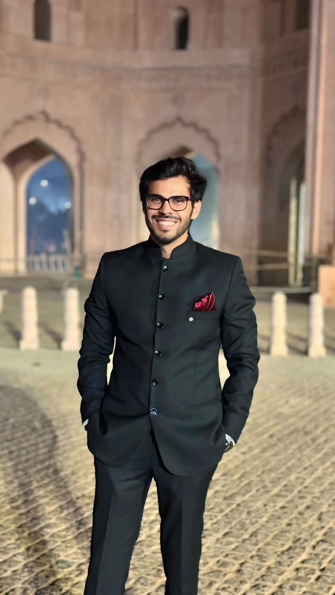 Piyush Singh Chauhan tweet media