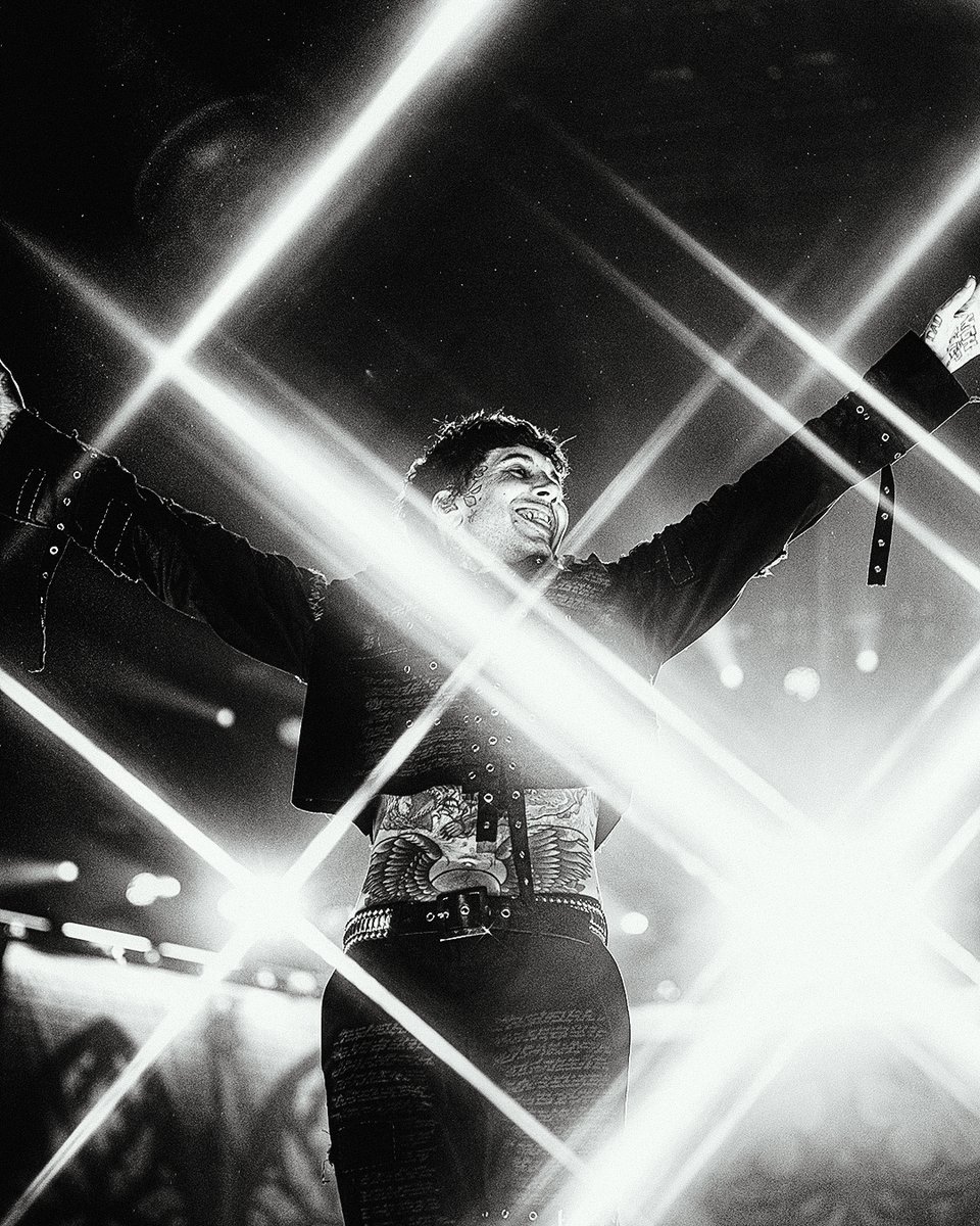 algumas das que mais curti fazendo as 3 primeiras do <a href="/bmthofficial/">Bring Me The Horizon</a>