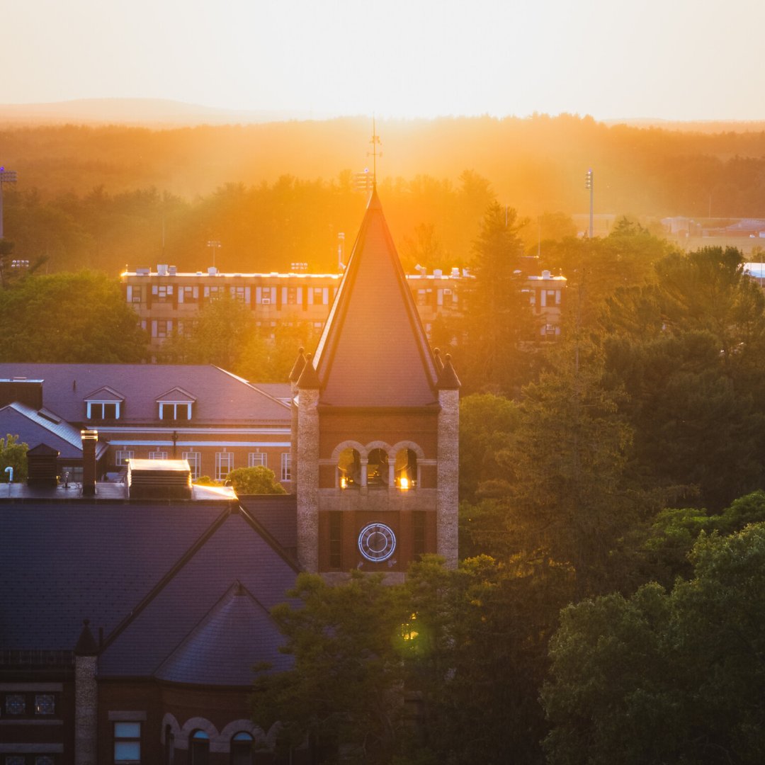 UNHAlumni's tweet photo. Help our Wildcat community shine bright on #GivingTuesday! ✨ Your gift to support Student Basic Needs—no matter the size—allows students to get the most out of their UNH experience.  

https://t.co/4nsGxG5D0g https://t.co/YQi5iXnIZI