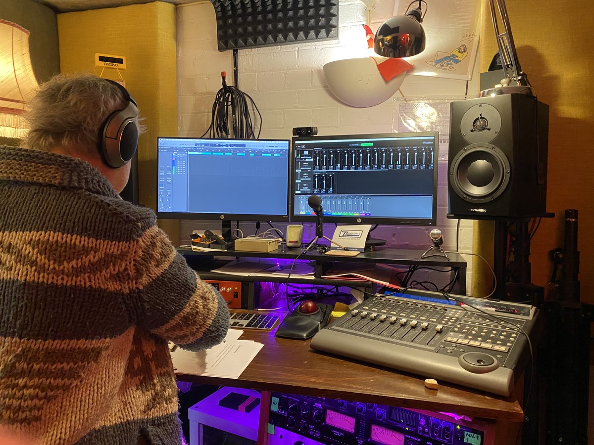 MyFamilyFilm's tweet photo. Today we visited Air Raid Studios, Kennington to record the voiceover for one of our films.

We had the pleasure of working with the incredibly talented @ShaunMendum during the session, who helped us add the final touches to this special project.

We can’t wait to share it with our client!