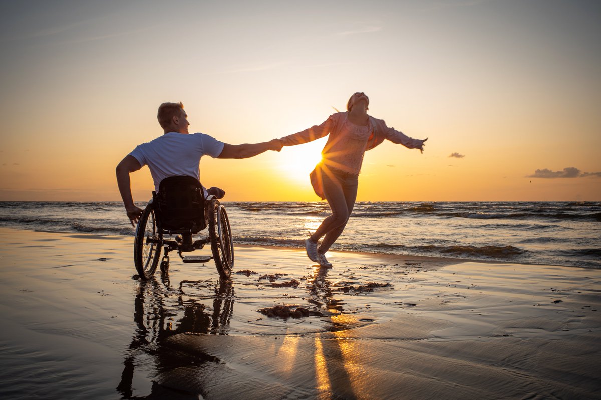 En cette #journéeinternationale des personnes en situation de #handicap, nous célébrons la #diversité, la #résilience et nous réaffirmons l'#engagement de nos équipes afin de leur apporter des #solutions au niveau : accessibilité, mobilité, éducation, emploi, habitat, loisirs...