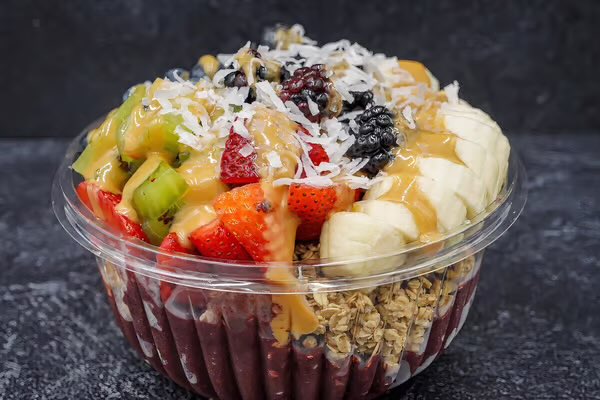 Vellster92's tweet photo. Let Me Put Yall On For Today These Acai Bowls Got Me Hooked If You Never Had One Try One Today Tell Em Give You Extra Cookie Butter #ThankMeLater #AcaiBowls 🔥🤤😋 https://t.co/3XWMRgbygn