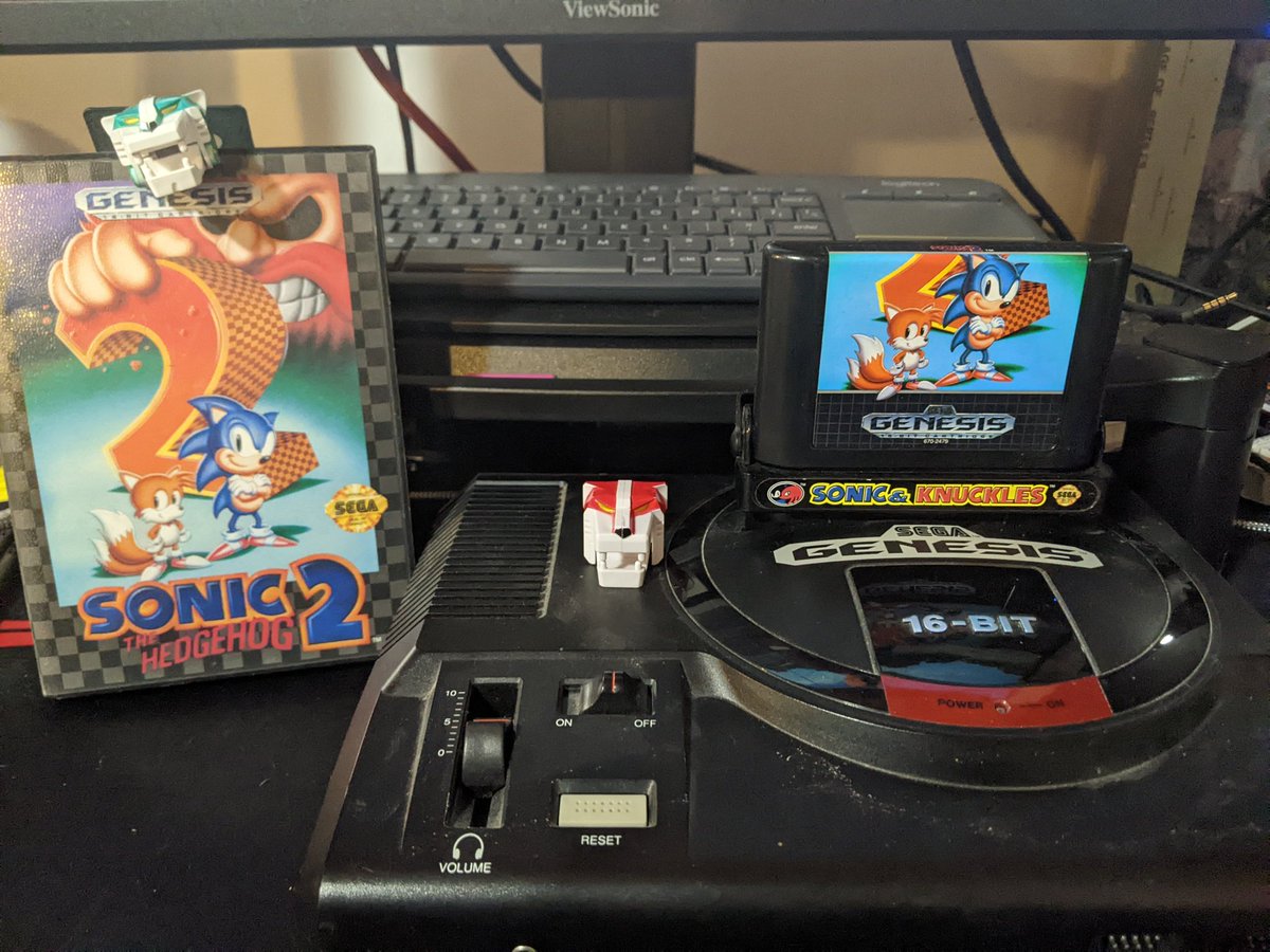 ItsAnimeOK's tweet photo. @B_Rabbit843 Still got it. That headphone jack was key for a kid sneaking some late night video games. https://t.co/B100Vs8kbi