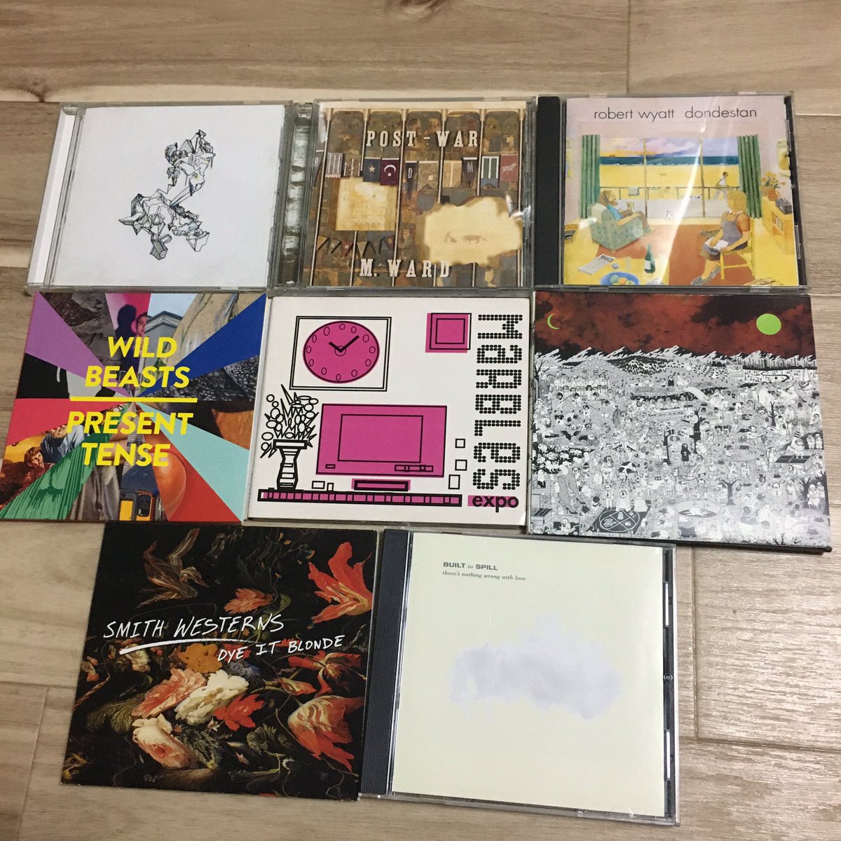 bookofftaro's tweet photo. #marbles #robertwyatt #mward #wildbeasts #avaluna #smithwesterns #fatherjohnmisty #builttospill

中野ブックオフ　
高円寺Europeanpapa
ディスクユニオン新宿オルタナ館へ行ってきました。
私が愛好している2010年代インディーロックのCDの価値は現在低くほぼ100〜500円で入手出来ました。 https://t.co/tz1DCZqUeC