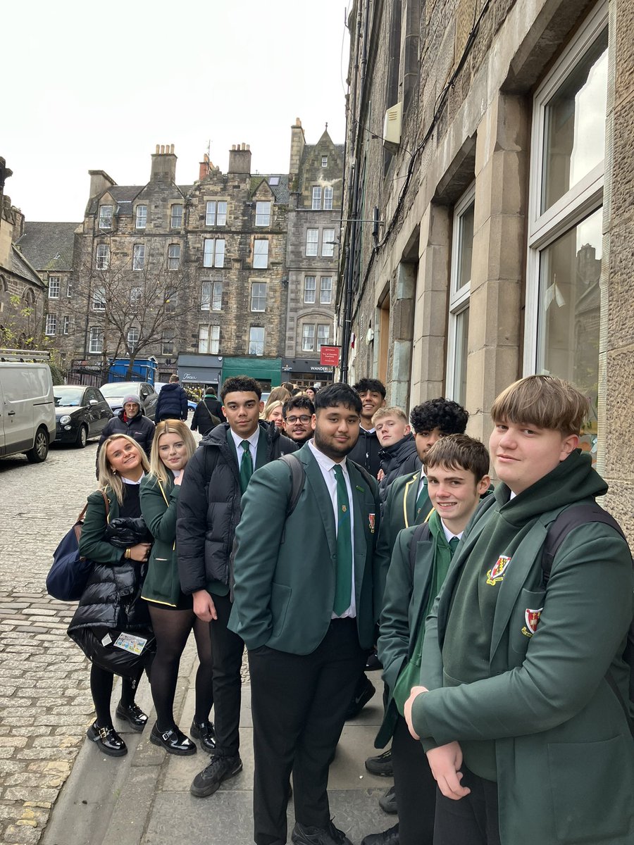 mrsiscullion's tweet photo. @StMungosFalkirk @SMHSBusinessEd @MrsMacSMHSBusEd a great afternoon at the chocolatarium learning all about the process of chocolate making, designing and making our own bars plus having a wee taste too!!😋🍫 https://t.co/F93sNEWewA