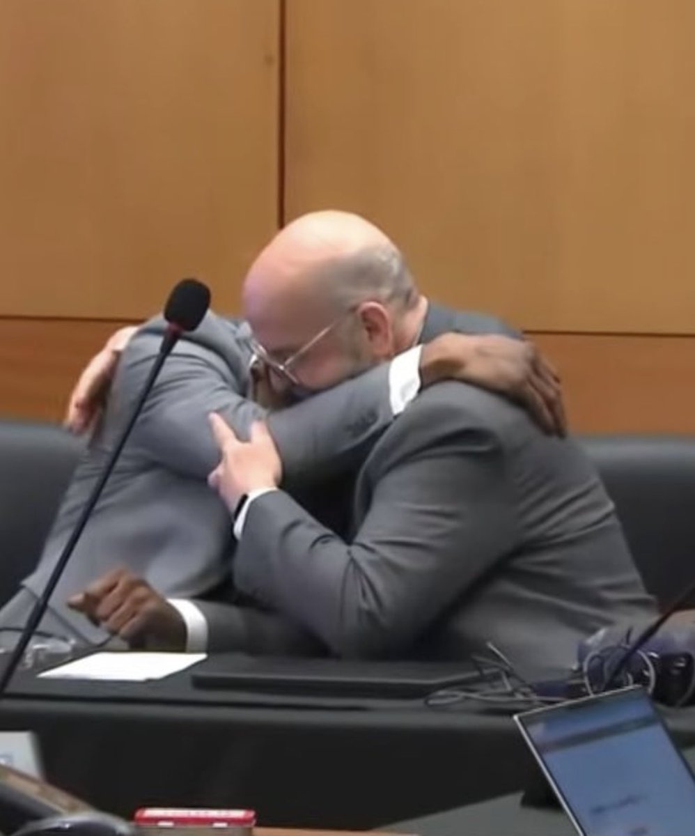 Daniell23142314's tweet photo. God is GOOD. 🙏🏽🙌🏽🥹

#YSLTrial #ShannonIsFree #YakIsFree https://t.co/N53V442OBK