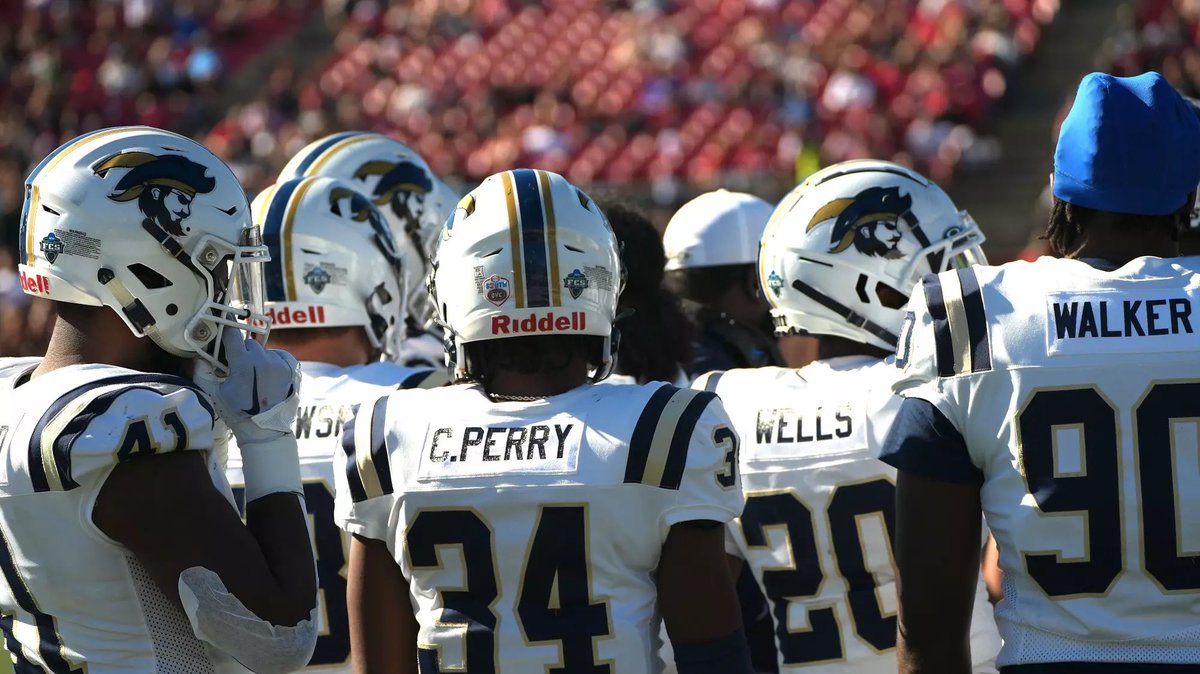 After a great conversation with <a href="/CoachHollifield/">Adam Hollifield</a>. I’m blessed to recive an offer from <a href="/CSU_FB/">Charleston Southern Football</a>! 
<a href="/Davechatham/">David Chatham</a> <a href="/JuCoFootballACE/">JuCo Football Forer</a> <a href="/JUCOFFrenzy/">JUCO Football Frenzy</a>