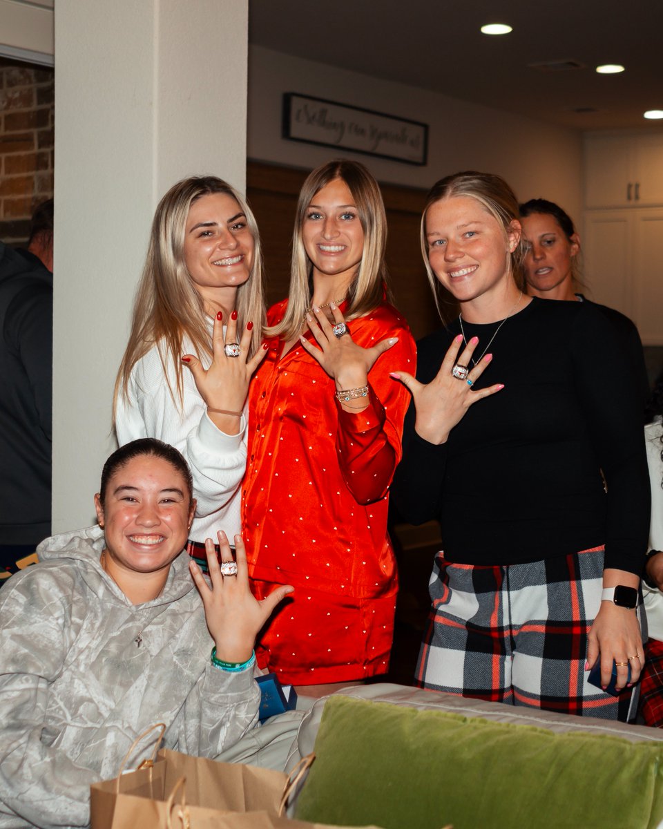 Texas Softball tweet media