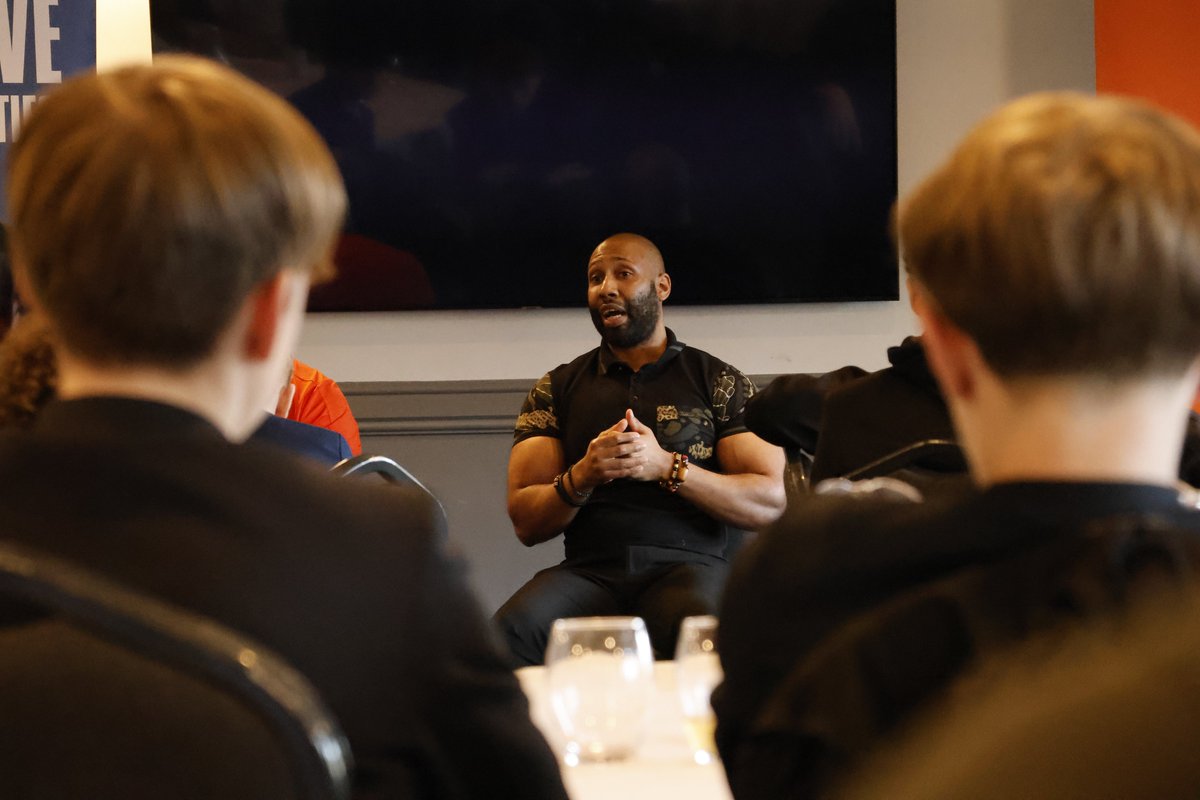 LaticsCommunity's tweet image. 🙌 Safer Communities Day

Yesterday, we held our annual #PLInspires Safer Communities Event to raise awareness about the dangers of gangs, county lines and knife crime. 

A huge thank you to the fantastic speakers from @1message6 and @JJeffect18, who spoke to students about their…