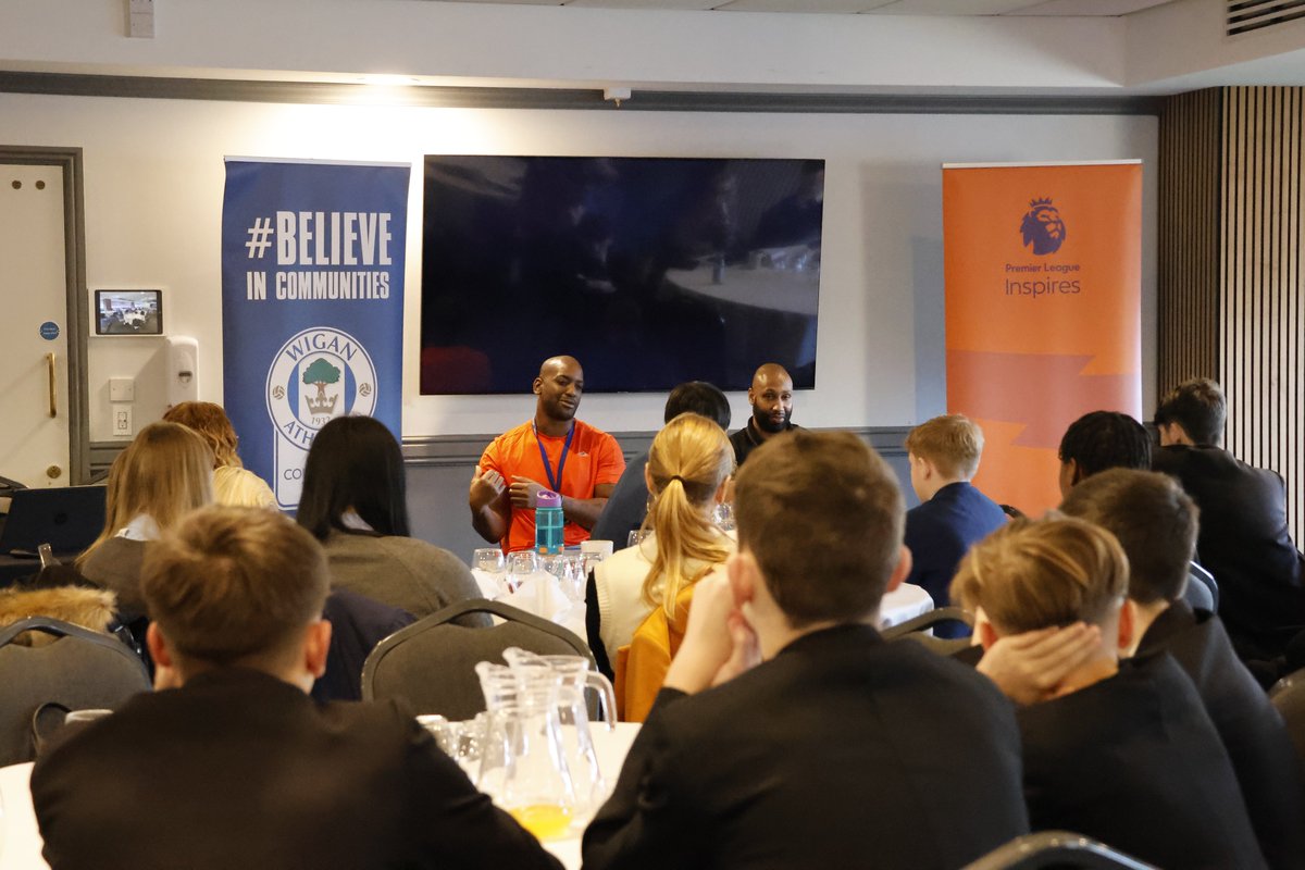 LaticsCommunity's tweet image. 🙌 Safer Communities Day

Yesterday, we held our annual #PLInspires Safer Communities Event to raise awareness about the dangers of gangs, county lines and knife crime. 

A huge thank you to the fantastic speakers from @1message6 and @JJeffect18, who spoke to students about their…