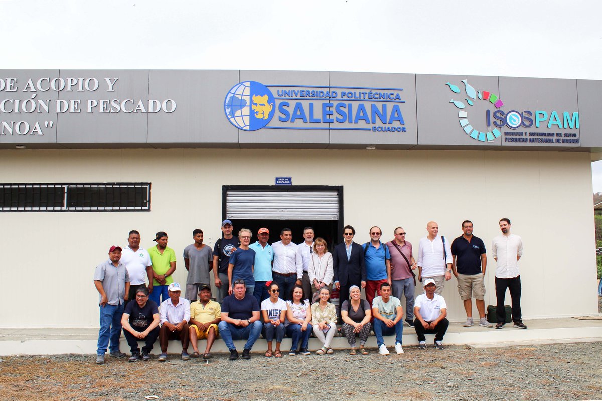 upsalesianaec's tweet photo. 🌊 El proyecto #ISOSPAM, de Innovación y Sostenibilidad del Sector de la #PescaArtesanal de #Manabí, cerró la última semana de noviembre con jornadas para el desarrollo sostenible de 14 asociaciones pesqueras. 🌍

💡 Durante estos encuentros, autoridades nacionales, junto con la UPS y socios italianos, compartieron avances del proyecto, destacando la importancia de la pesca sostenible y el impacto en la vida de las comunidades pesqueras.

¡#ISOSPAM está transformando el futuro de la pesca artesanal! 🌱

#30AñosUPS #UPSQuito #UPSEcuador 💙💛