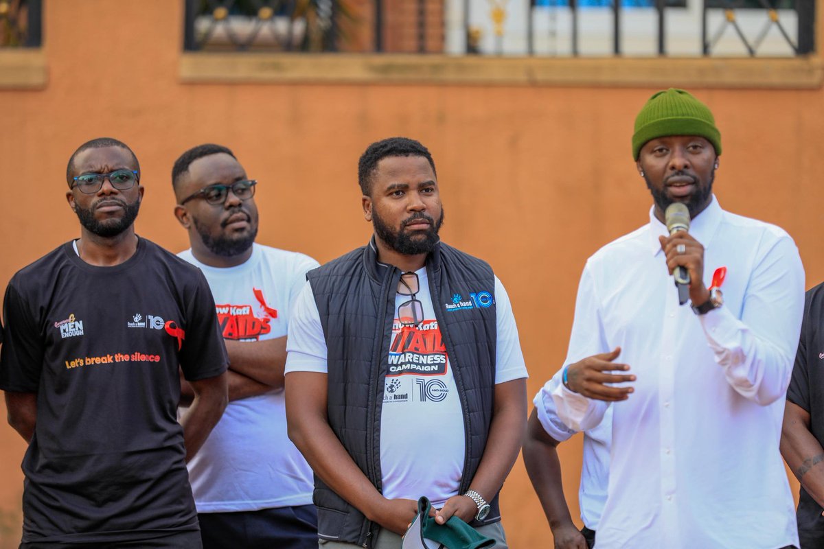 reachahand's tweet photo. Having HIV is not the end of the world, with proper care and medication, you can live a happy, and fulfilled life.
Letโs put an end to HIV stigma and focus on awareness and support ~ @eddykenzoficial #IKnowKati24 #1WeekInDecember https://t.co/P6Ffaw5wYR