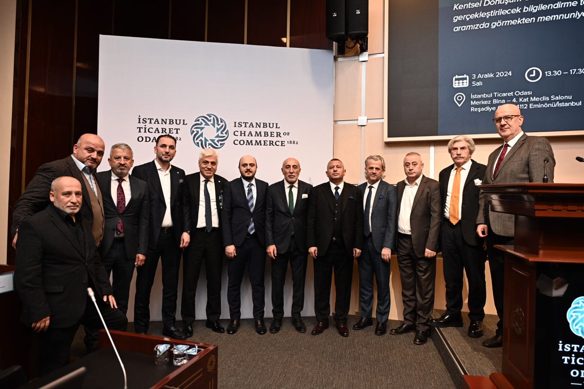 Kentsel Dönüşümde Yarısı Bizden Kampanyası Bilgilendirme Toplantısı, İTO Eminönü Merkez Bina'da geniş bir katılımla gerçekleştirildi.

İTO Yönetim Kurulu Sayman Üyesi Yakup Köç moderatörlüğündeki toplantıda, İTO Yönetim Kurulu Üyesi Zeki Akbal açılış konuşması yaptı.

Toplantıda