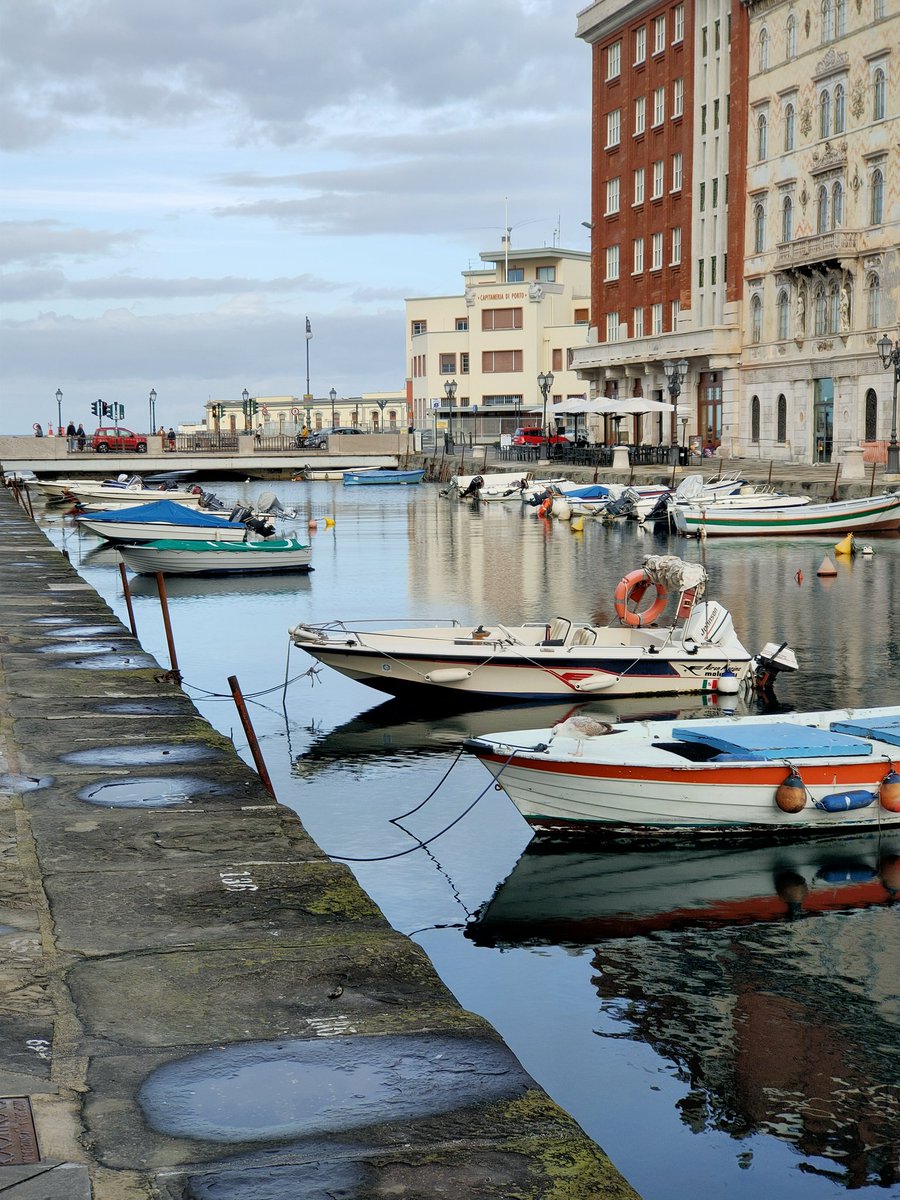 hidden europe tweet media