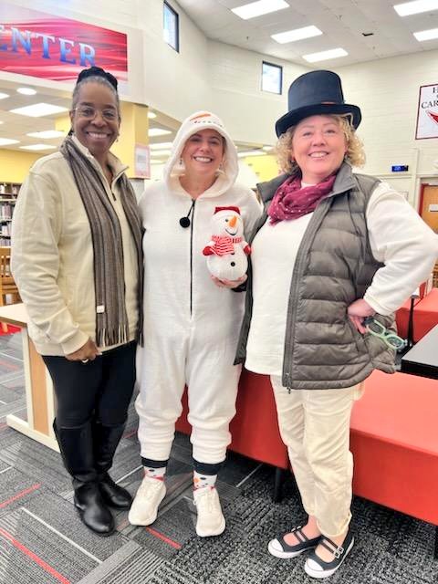 #Frostyfriends <a href="/CardinalsLHS/">Lawrence High School</a>