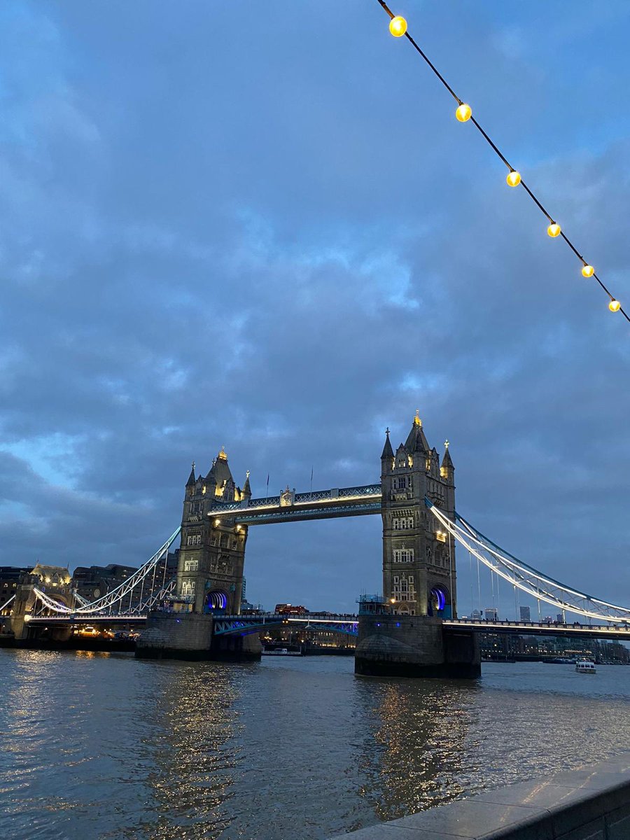 mariiaroblesg's tweet photo. London 🏴󠁧󠁢󠁥󠁮󠁧󠁿 https://t.co/fuBfVrIl6x